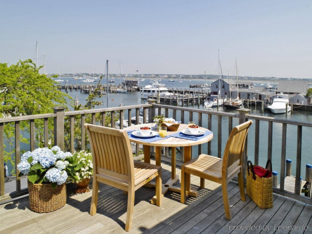 Фото The Cottages and Lofts at Boat Basin