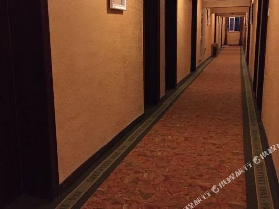 Фото GreenTree Alliance Shanghai ChongMing BaYi Road Walking Street Hotel