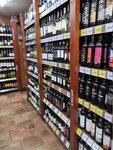 Krasnoe&Beloe (ulitsa Marinchenko, 22), grocery