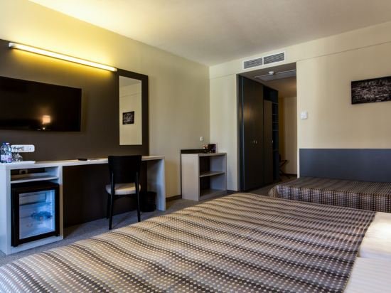 Фото Corvin Hotel Budapest Residence