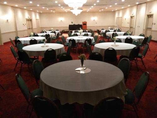 Фото Ramada Conference Center Of Lexington