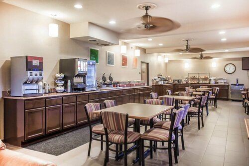 Гостиница Comfort Inn & Suites St. Louis - Chesterfield