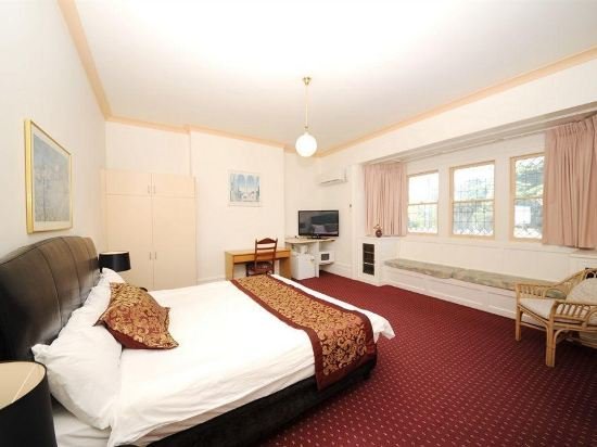 Фото The North Shore Hotel