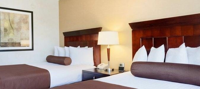 Фото Best Western Plus Carriage Inn