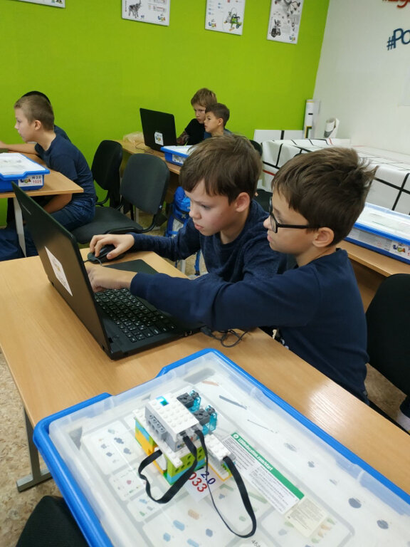 Club for children and teenagers SHkola robototekhniki i programmirovaniya Liga Robotov, Simferopol, photo