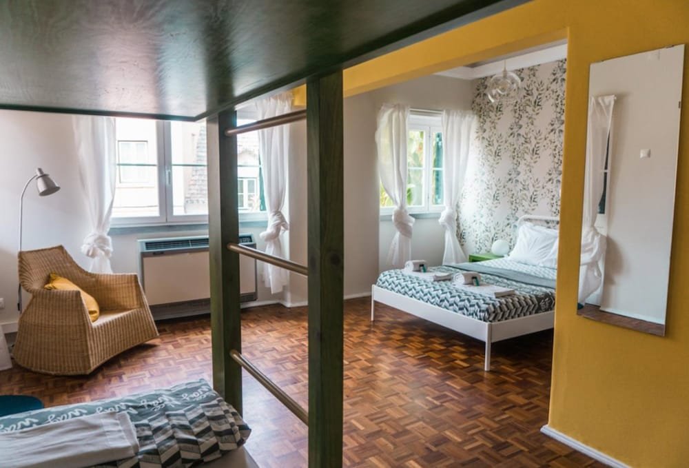 Фото Nice Way Sintra Hostel