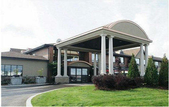 Гостиница Holiday Inn Express St. Jean Sur Richelieu