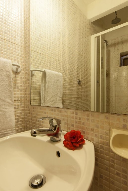 Фото Appartamento la Guelfa