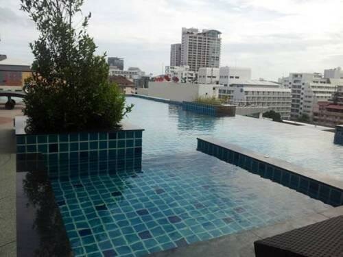 Sixty Six Pattaya Beach Road Apartment