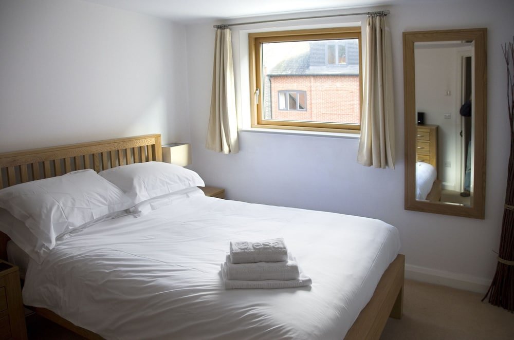 Фото Oxford Serviced Apartments - Castle