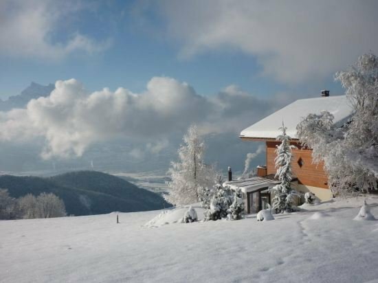 Жильё посуточно Chalet Les 4 Feuilles