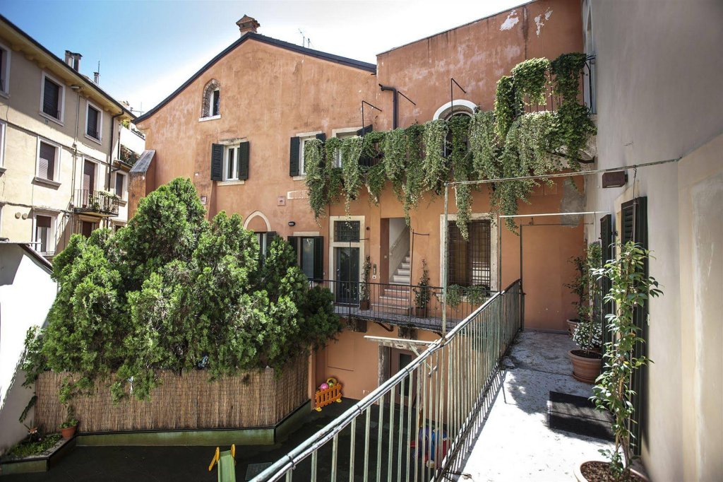 Фото Truly Verona