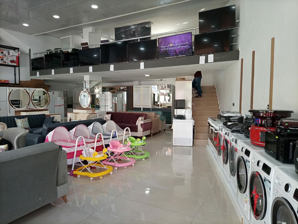 محل أثاث Oz Ozerler White Goods and Furniture ، غازي عنتاب، صورة
