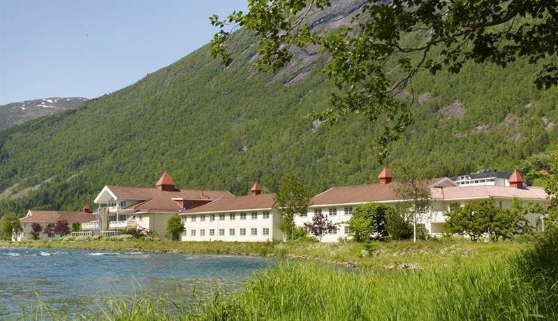Hotel Loenfjord Stryn