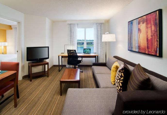 Фото Sonesta Es Suites Fresno