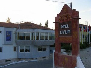 Uyum Hotel