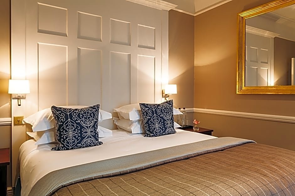Фото 11 Cadogan Gardens, The Apartments and The Chelsea Townhouse by Iconic Luxury Hotels