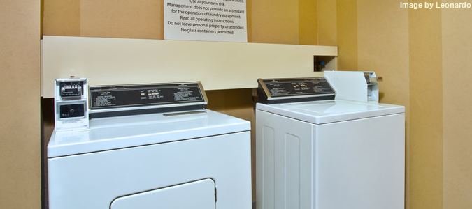 Фото GLō Best Western Mississauga Corporate Centre