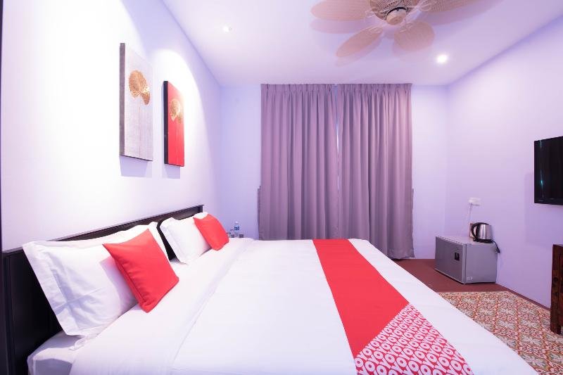 Фото Oyo 728 Tai Pan Hotel