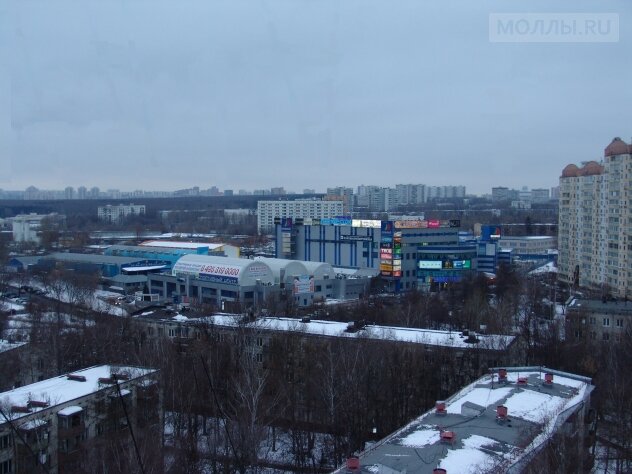 Shopping mall Azovsky, Moscow, photo