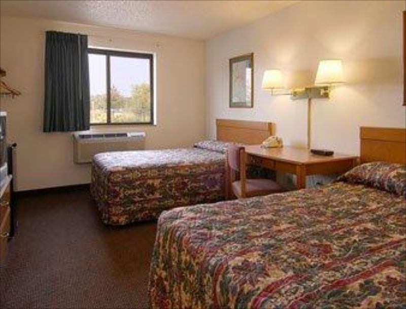 Фото Super 8 by Wyndham Pulaski