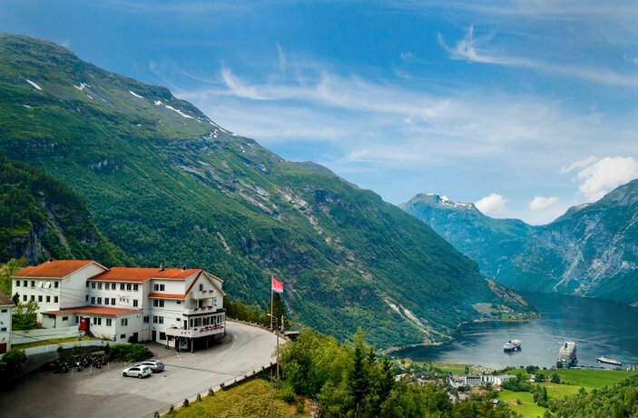Гостиница Hotell Utsikten Geiranger - by Classic Norway Hotels