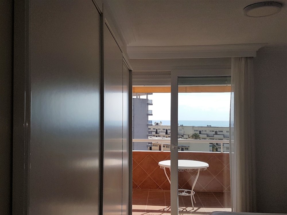 Фото Waterfront Playamar Apartments