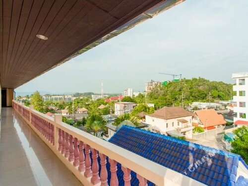 Гостиница Surin Sunset Hotel
