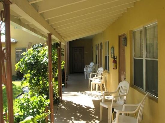 Фото Tropic Isle Beach Resort