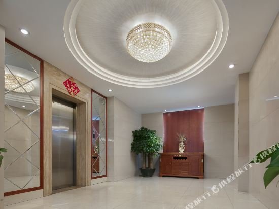 Фото Shangyuan Business Hotel