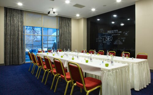 Гостиница Radisson Hotel Baku в Баку