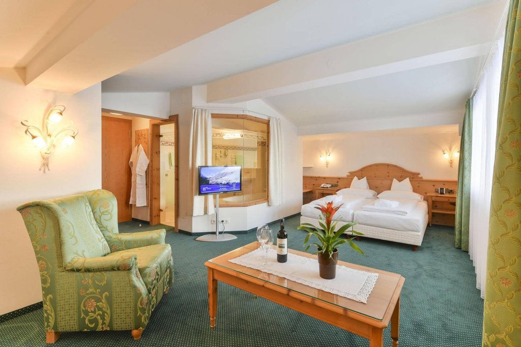 Фото Hotel Schwarzwand