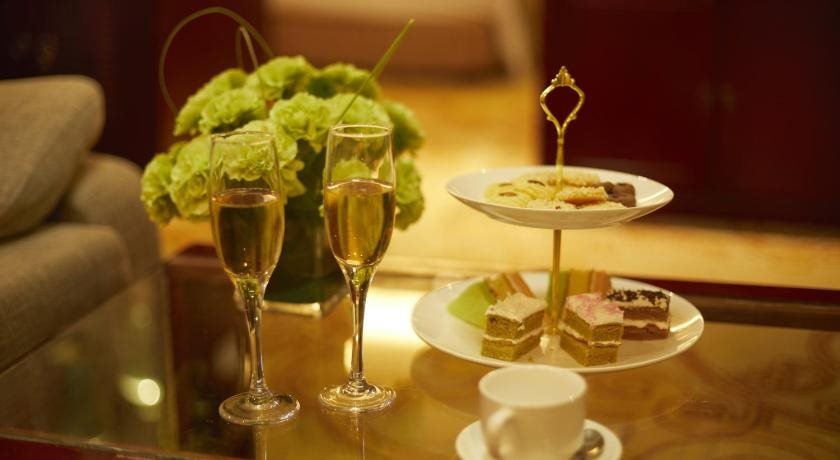 Фото Blossom International Hotel