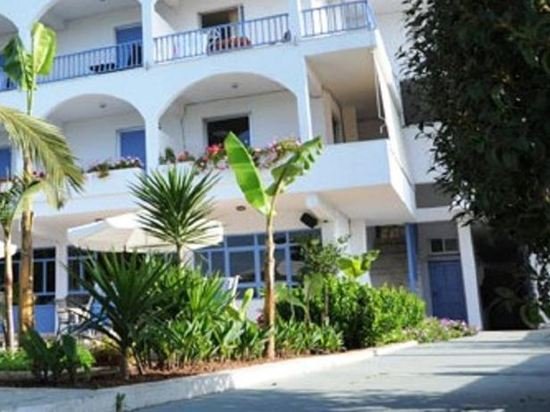 Фото Triton Hotel & Bungalows