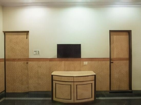 Фото Hotel Suriya International