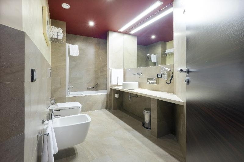 Фото Hilton Garden Inn Lecce