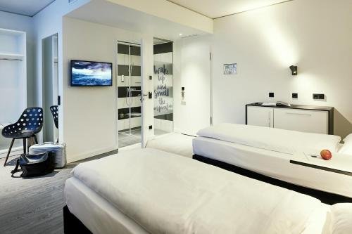 Фото Légère Express Bielefeld