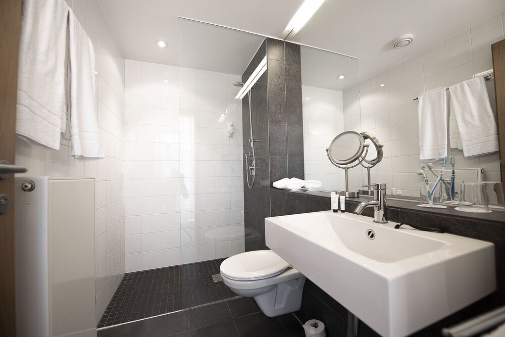 Фото HEINhotel vienna airport