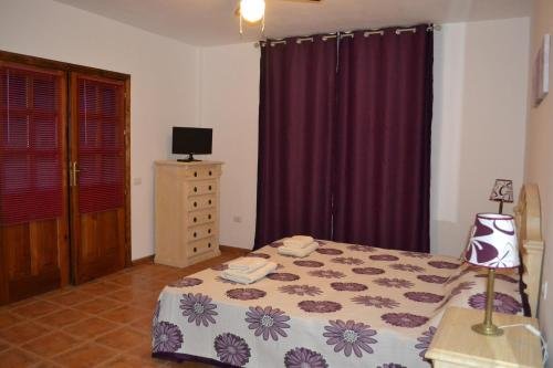 Фото Volcano Beach Hotel