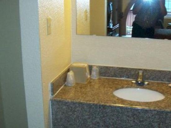 Фото Oyo Hotel Channelview I-10