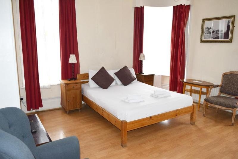 Фото The Black Lion