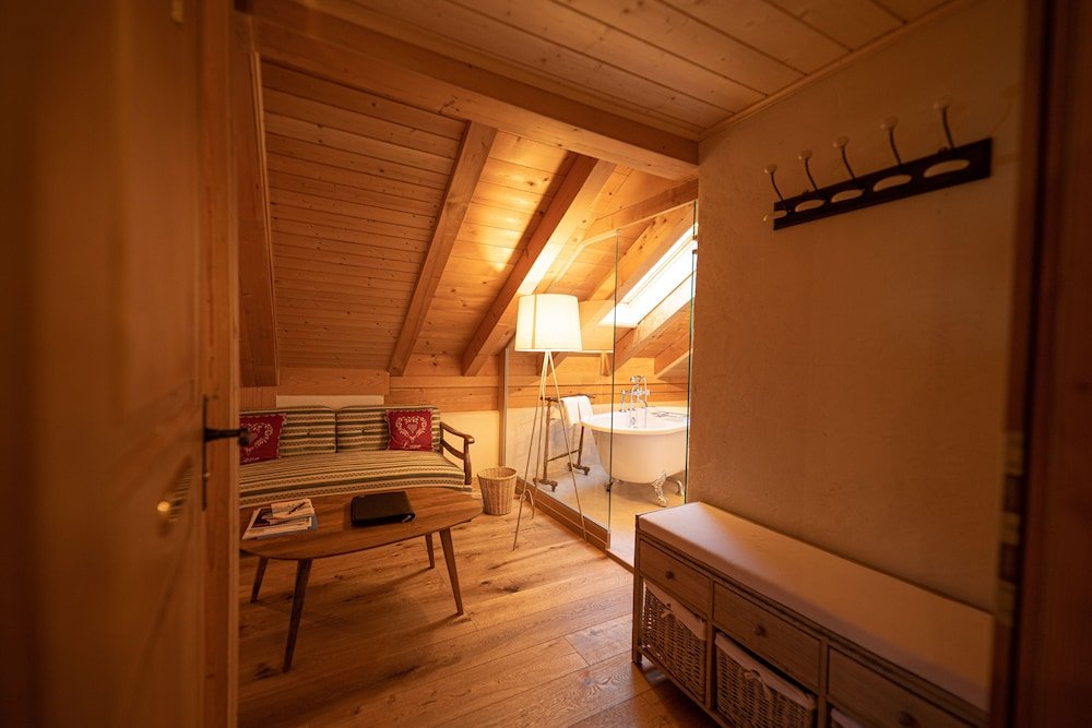 Фото Hotel Alpenrose