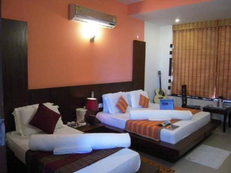 Фото Hotel Empire