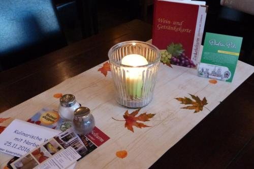 Фото Gast und Weinhaus Zwiebelturm