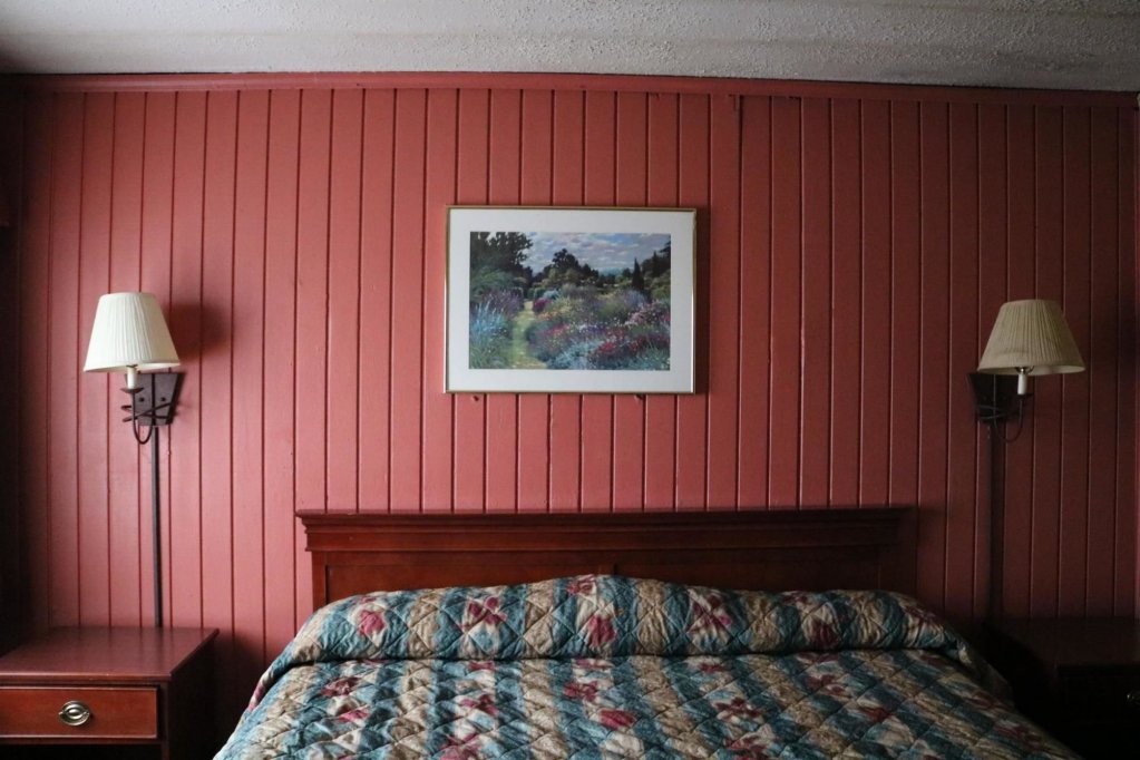 Фото Inn Towne Motel