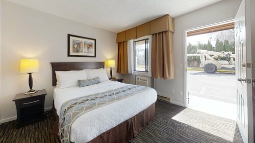 Гостиница Recreation Inn and Suites