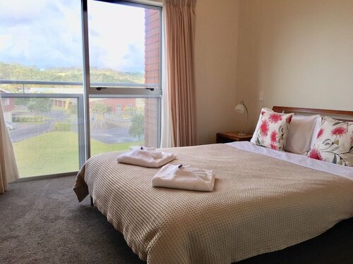 Гостиница Waterfront Apartments Whitianga