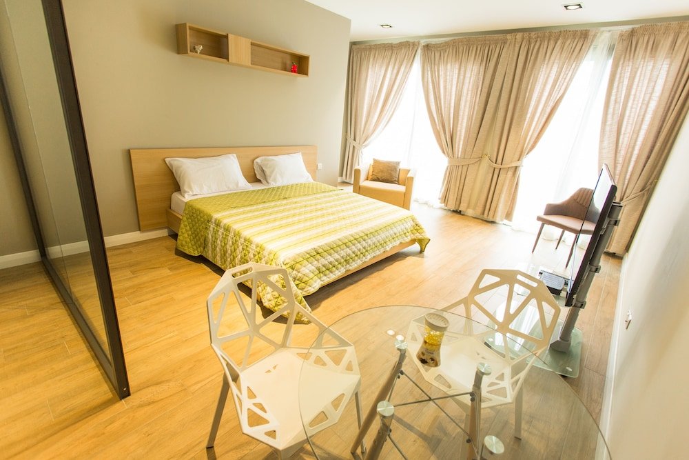 Фото Accra Luxury Apartments