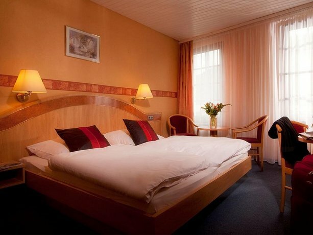 Гостиница Hotel Weinhof