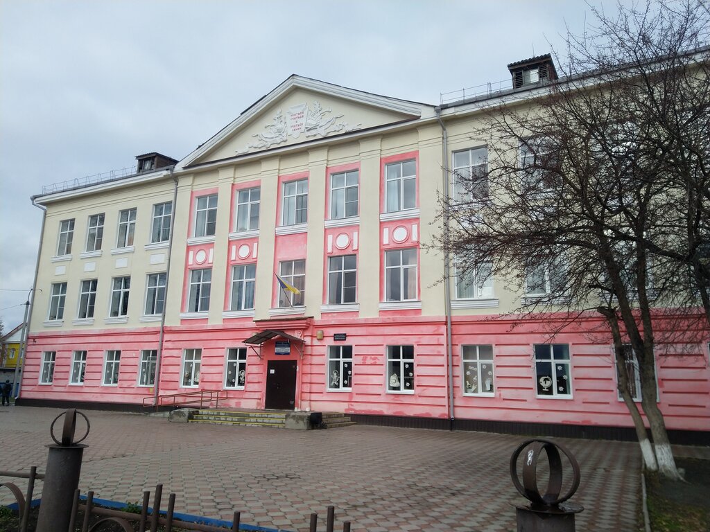 School Srednyaya obshcheobrazovatelnaya shkola № 31 Mou, Ishim, photo